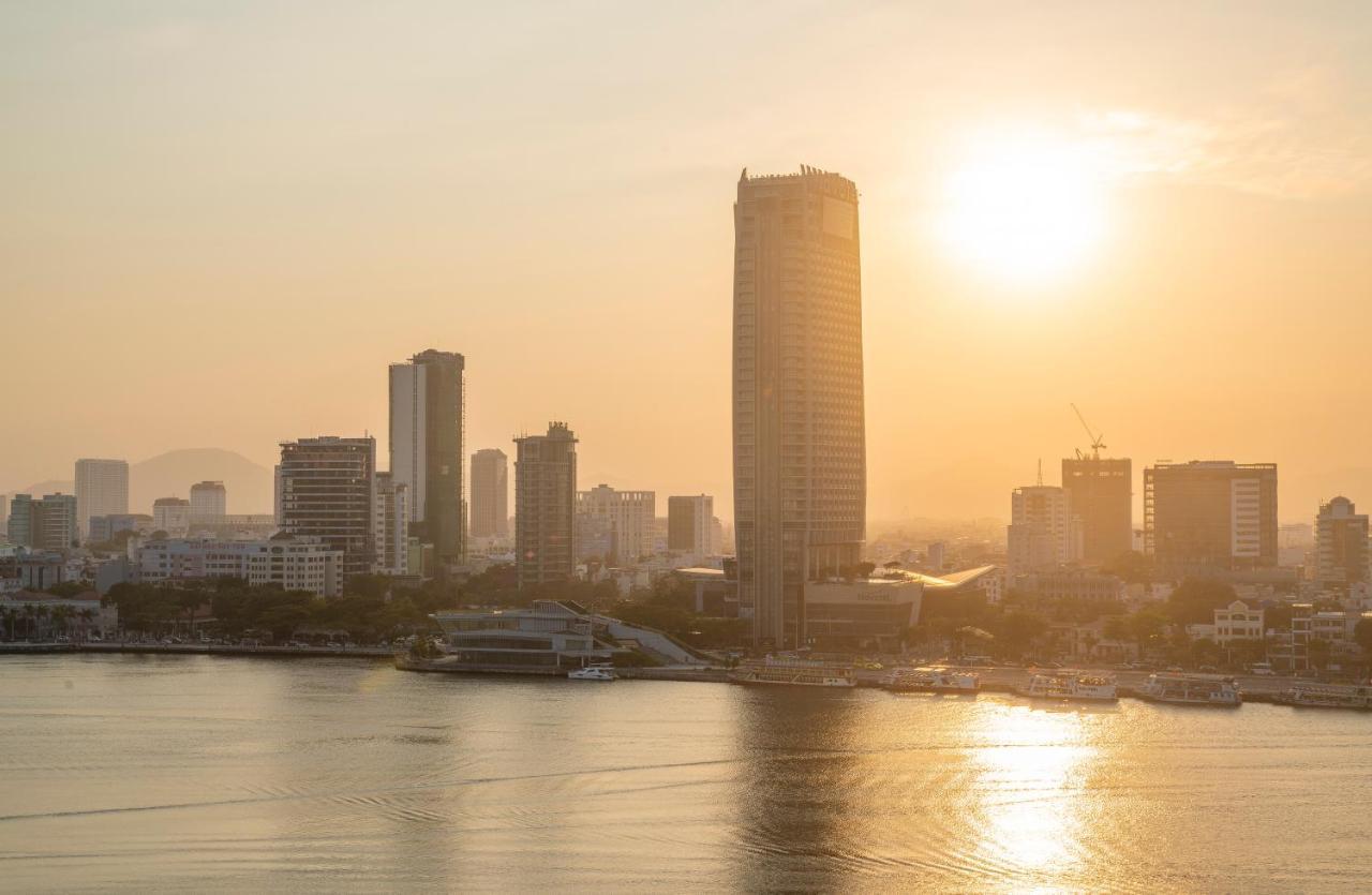 Star City Riverside Hotel By Haviland Da Nang Exterior foto